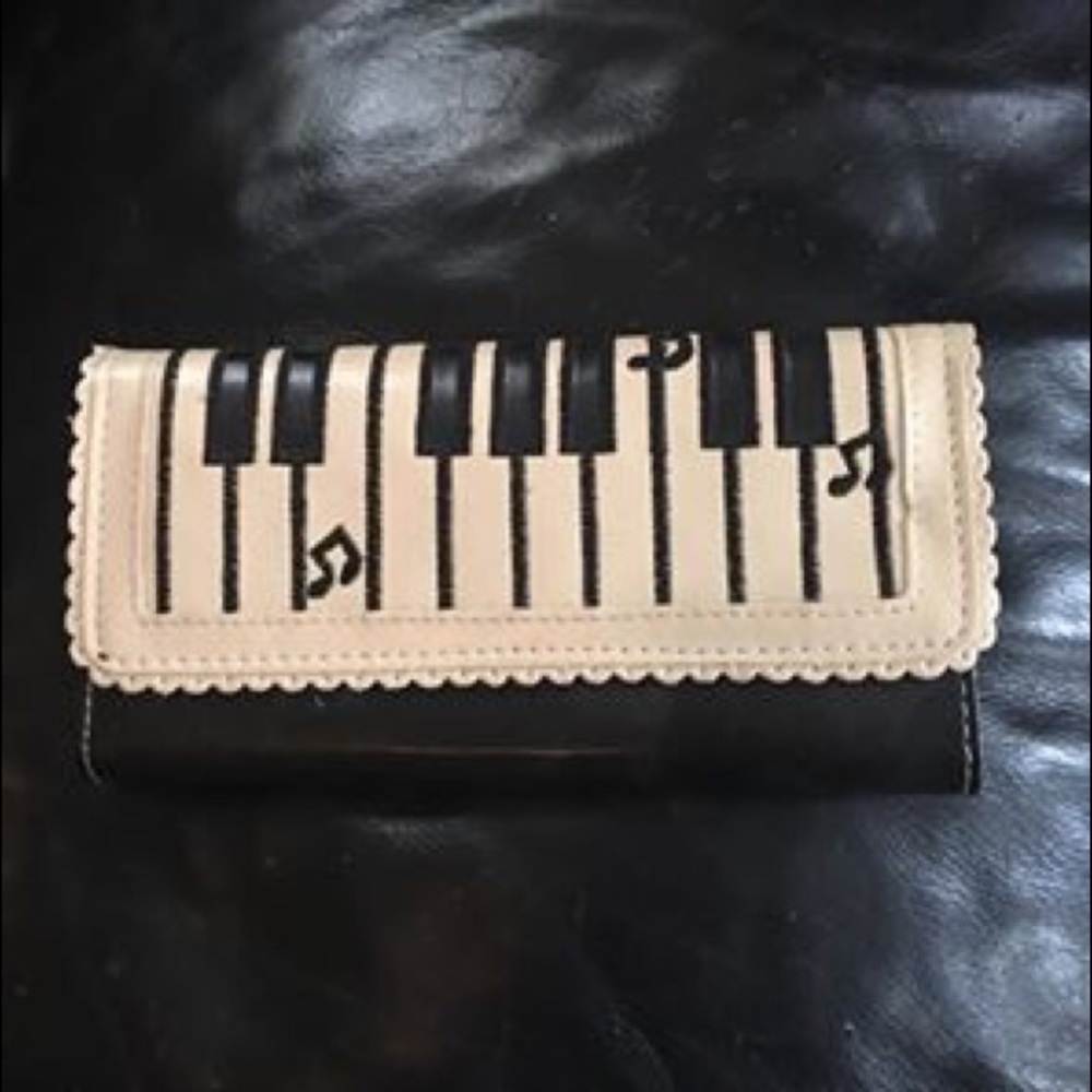 Piano music wallet